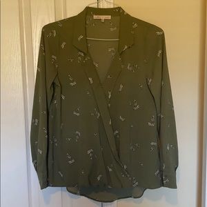 Willow & Root feather print textured blouse